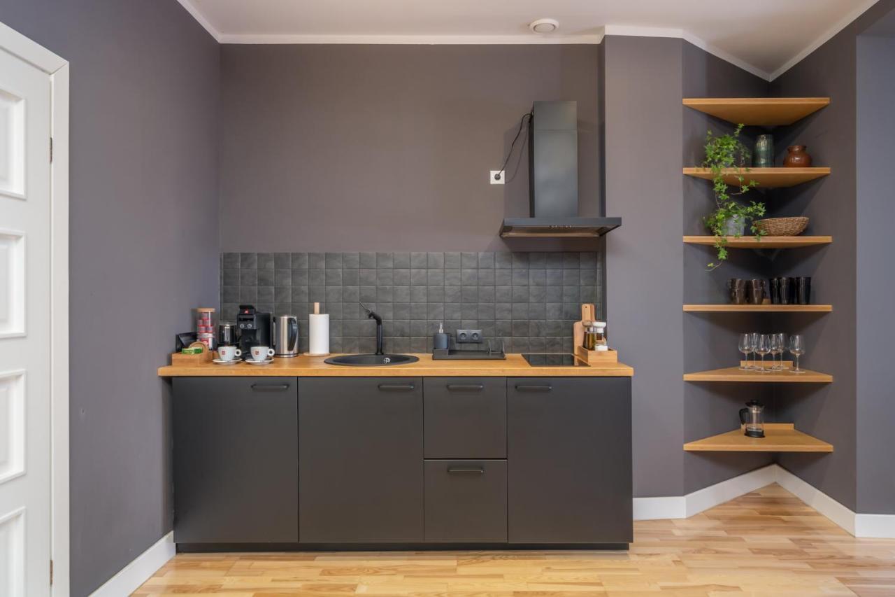 Romantic And Spacious Apartment In Riga Old Town Kültér fotó