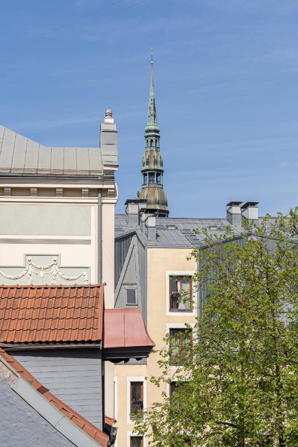 Romantic And Spacious Apartment In Riga Old Town Kültér fotó